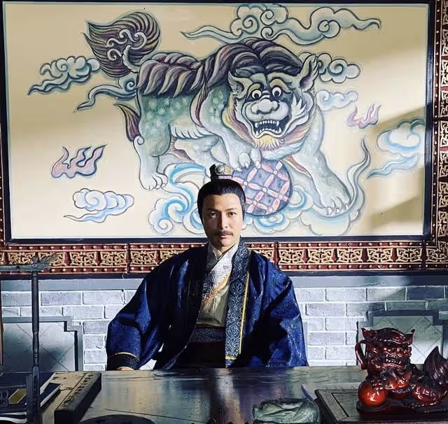 又走一個!TVB金牌配角離巢,娶二婚妻子,將繼女視如己出