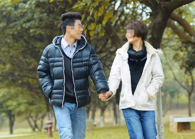 妻子給娘家買2千禮物,卻給我母親一筐雞蛋,我要離婚,她傻了眼