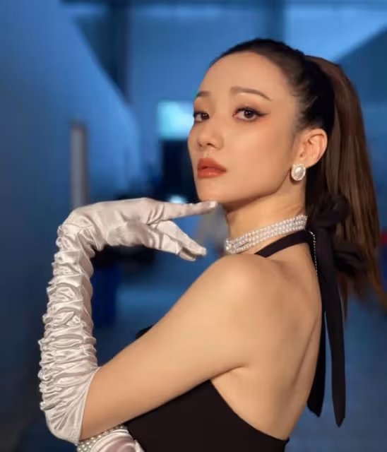 表現突出！TVB前知名女星內地節目殺進準決賽，人氣急升更登熱搜
