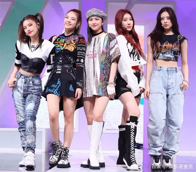 JYP娛樂公布ITZY巡迴演唱會地址，卻被粉絲抨擊場地太小！