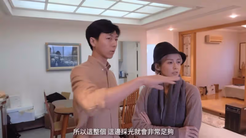 女星袁艾菲和老公隱居深山！斥巨資把傳統老屋變「毛坯豪宅」全屋沒有一絲雜物，置身山林仙境