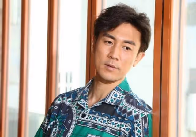 三代同堂慶父親節!TVB視帝遭爸爸訓話,一句話令其從嚴父變慈父