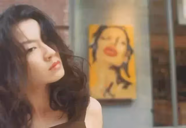 舒淇的唇，朱茵的眼，志玲的嗲，圓圓的笑，70後女星美得驚艷時光