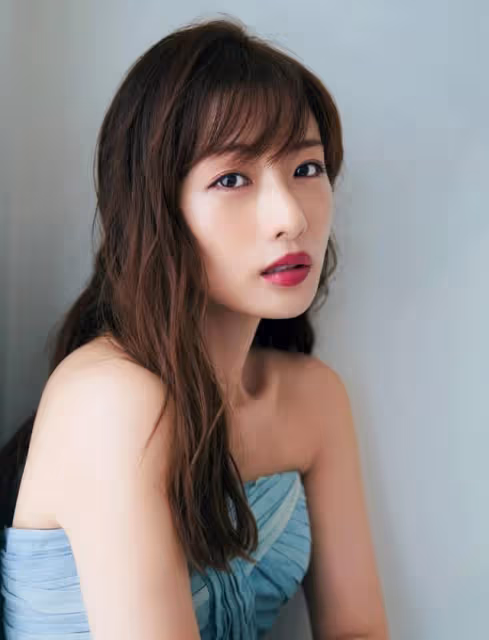 皮膚最好日本女星前三都是熟女,石原里美第三北川景子第二誰第一