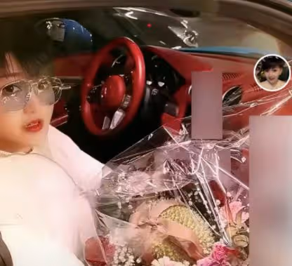 楊樹林老婆胖丫被曝生二胎,抱嬰兒母愛滿滿,出獄後靠賣水果維生