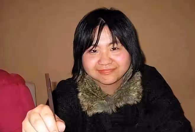 陳坤兒子曬照慶父親節,父子倆同吃一碗滷肉飯,20歲陳尊佑太像爸