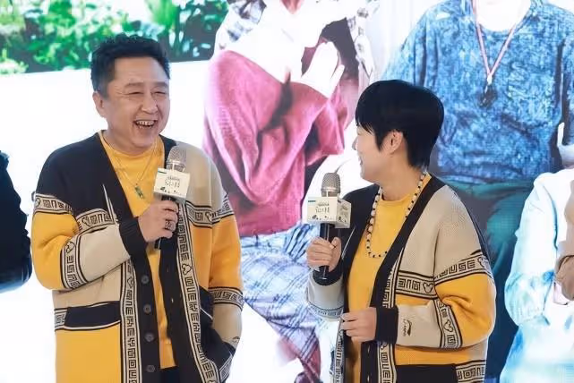 于謙老婆曝光,溫柔賢惠態度謙和,小于謙十歲但一看就是好老婆!