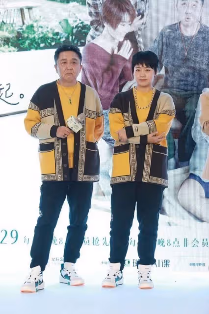 于謙老婆曝光,溫柔賢惠態度謙和,小于謙十歲但一看就是好老婆!