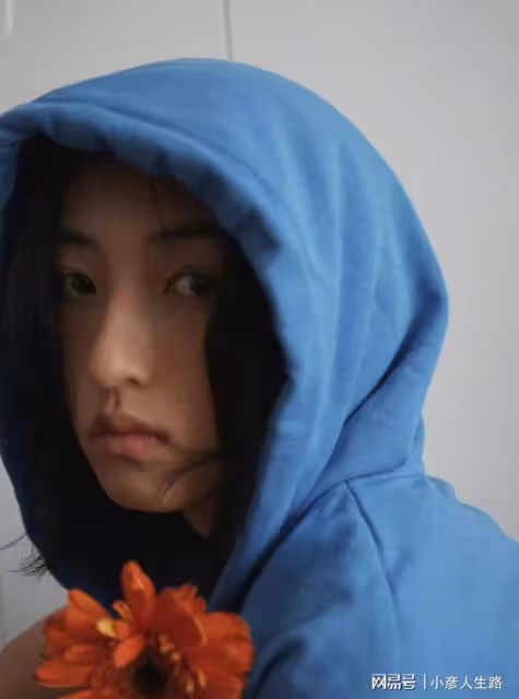 《嚮往的生活第五季》後，張子楓寫真流出，網友熱議！