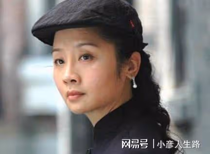唐靜:與王新軍離婚後,發誓一生不再嫁人,她現在過得怎麼樣?