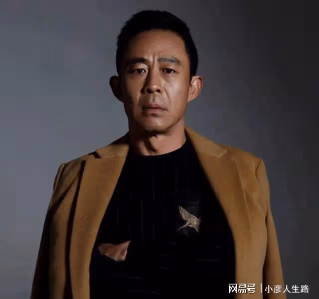 侯勇:和沈蓉離婚後,三婚娶小20歲嬌妻才遇幸福,而前妻沈蓉呢?