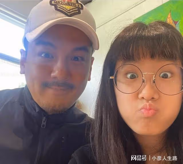 賈靜雯女兒梧桐妹17歲生日,五官像親爸爸,修傑愷疑似缺席