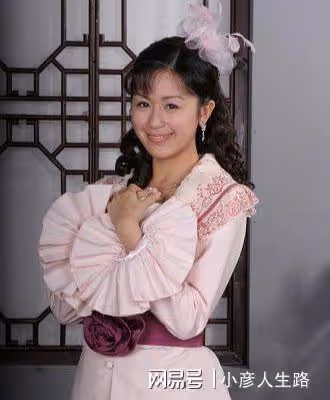 港圈美女盛產颯爽型?軟萌甜妹唐寧不服,師妃暄、小謝讓人難忘