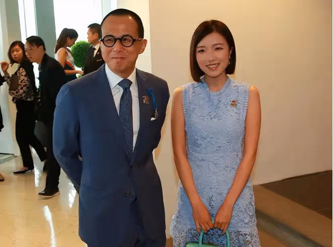 「只生孩子不結婚」的8位女星,看似灑脫淡然,實則吃盡了苦頭