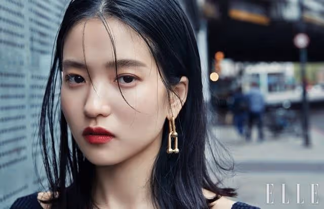Kim Tae ri金泰梨哪年通過拍攝廣告出道?出色演技+搶眼魅力?