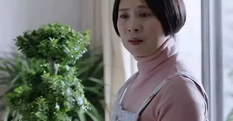「用你媳婦的陪嫁，還你弟弟的賭債」兒子：還想繼續住，就消停點