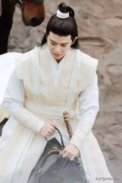 任嘉倫《無憂渡》作品故事與風格了解