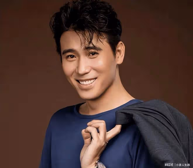 演員李乃文,從影18年不炒作專心演戲,偏愛強勢女性,47歲仍單身