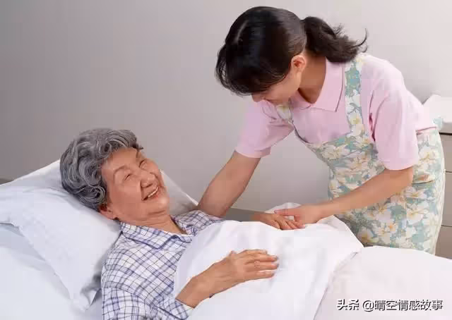大姑姐為了照顧婆婆住進我家,一周後我就把她趕走了