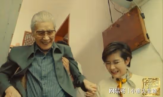 95歲藍天野病逝，濮存昕透露他生前最後時光，拒絕治療選擇陪家人