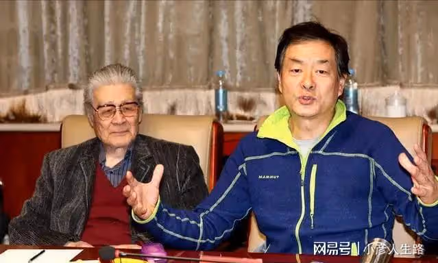95歲藍天野病逝，濮存昕透露他生前最後時光，拒絕治療選擇陪家人