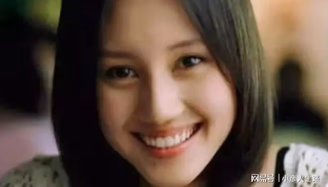 年輕時袁泉有多美?青澀學生照片告訴你,夏雨的眼光有多挑剔