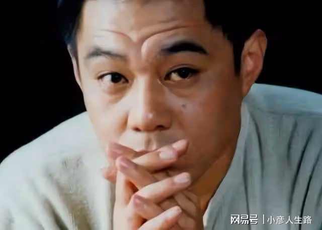 趙君：離婚後，前妻帶著兒子改嫁，而他至今仍孤身一人
