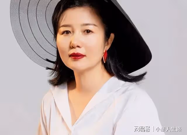 趙君：離婚後，前妻帶著兒子改嫁，而他至今仍孤身一人