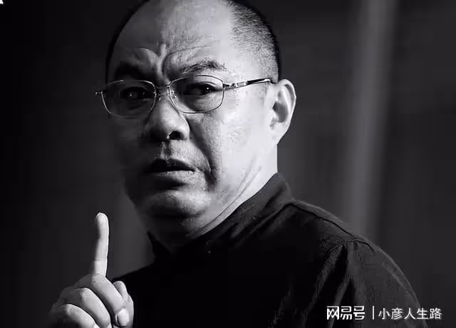趙君:離婚後,前妻帶著兒子改嫁,而他至今仍孤身一人