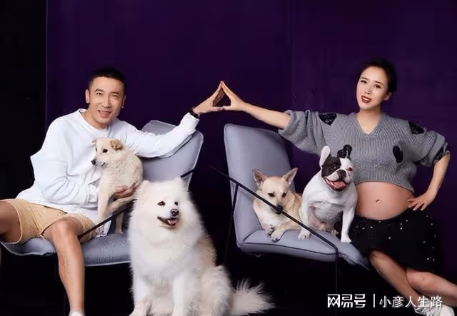 湖南女星顏丹晨:44歲勇敢為小丈夫生兒子,今一家三口幸福滿滿