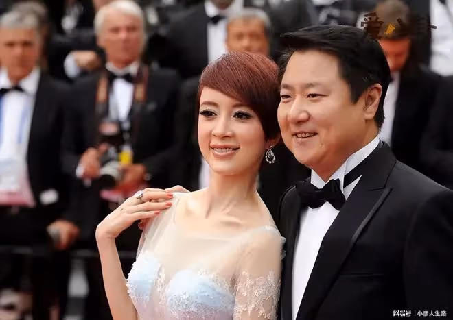 嫁給「影視老總」的5位女星,有人安心享樂,有人成帶貨工具人