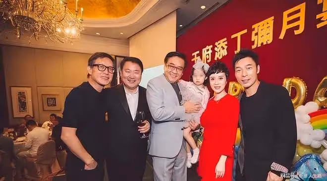 嫁給「影視老總」的5位女星,有人安心享樂,有人成帶貨工具人