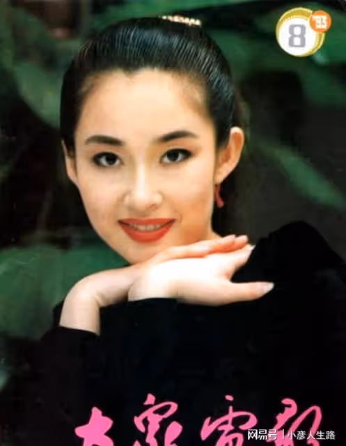 嫁給「影視老總」的5位女星,有人安心享樂,有人成帶貨工具人
