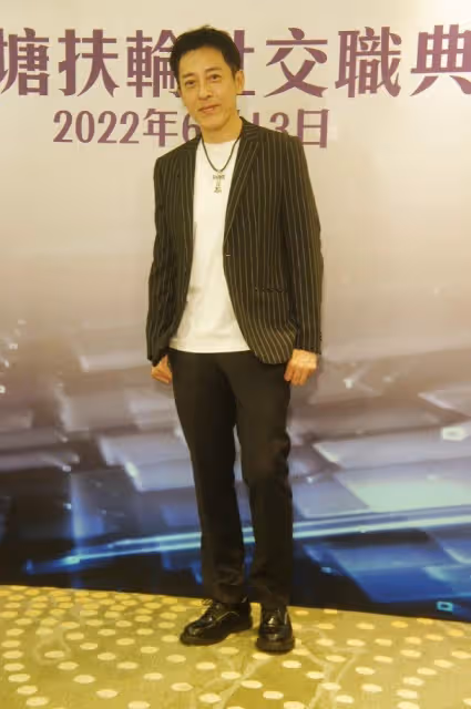 婚後不生育28年依然恩愛　「美魔男」呂頌賢謙卑感謝網民讚美