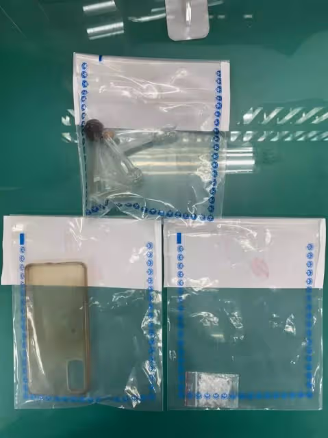 曾跟于美人搭擋！知名主持人「半夜持毒被逮」震驚演藝圈　落網才知「他曾拿下10座金鐘」：不是第一次