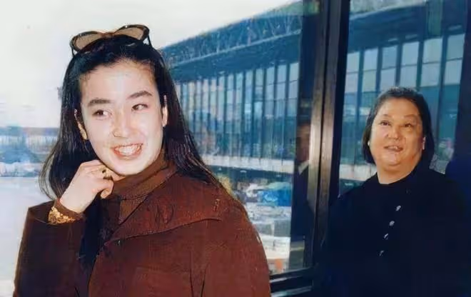 「昭和女神」悔婚輕生,被毒母送給大導演,46歲奪影后逆襲歸來