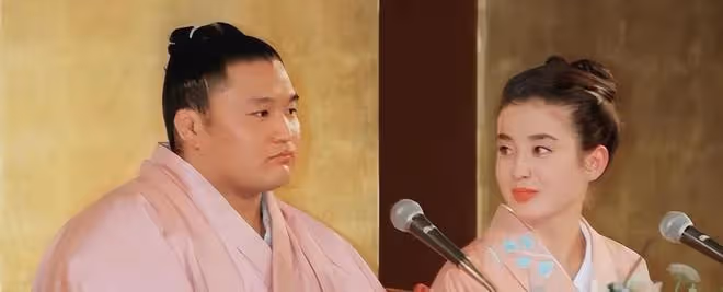 「昭和女神」悔婚輕生,被毒母送給大導演,46歲奪影后逆襲歸來