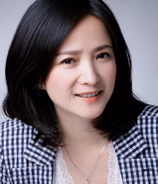 64歲劉威暴瘦惹擔憂,身上衣服舊到發白,現仍為小51歲兒子掙家用