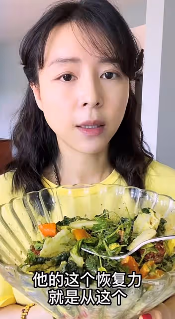 42歲張靜初曬健身照!一身腱子肉似「金剛芭比」,自稱吃素一年半