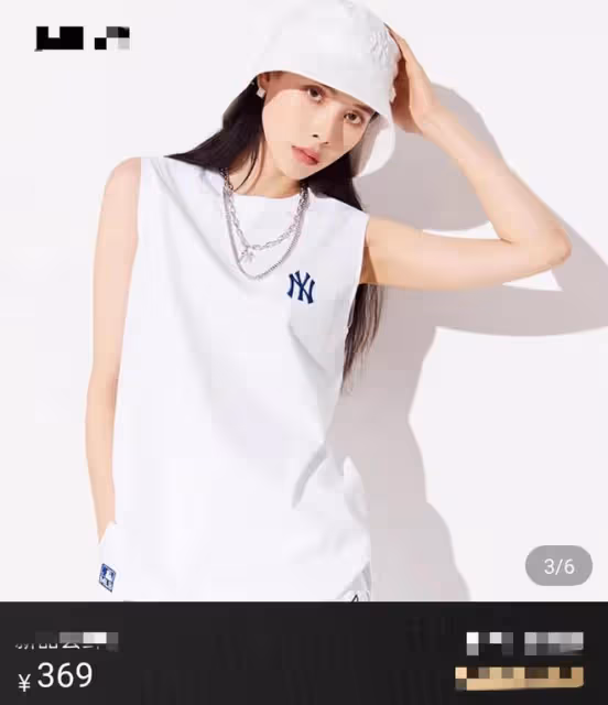 張凱麗與富豪老公逛夜市,穿百元T恤甜蜜牽手,結婚26年仍似熱戀