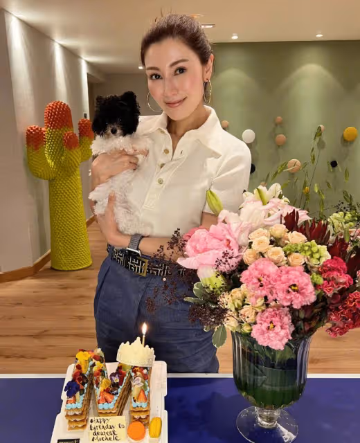 52歲李嘉欣慶生曬美照　網狂贊：像少女！