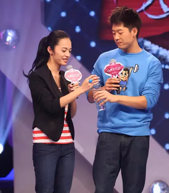 愛上同事、偷腥經紀人、給前夫潑髒水,明星們離婚的原因五花八門