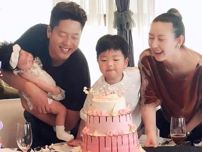 愛上同事、偷腥經紀人、給前夫潑髒水,明星們離婚的原因五花八門