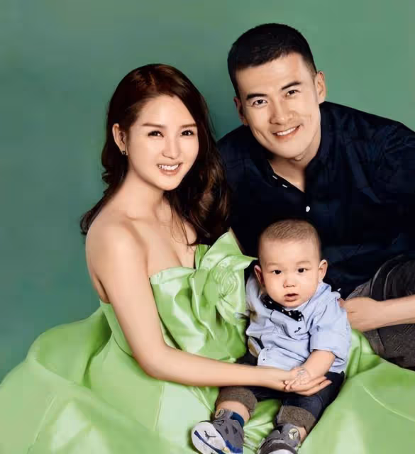 愛上同事、偷腥經紀人、給前夫潑髒水,明星們離婚的原因五花八門