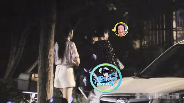 汪小菲再換新歡?高檔餐廳聚餐一長腿美女緊跟,母親張蘭全程黑臉