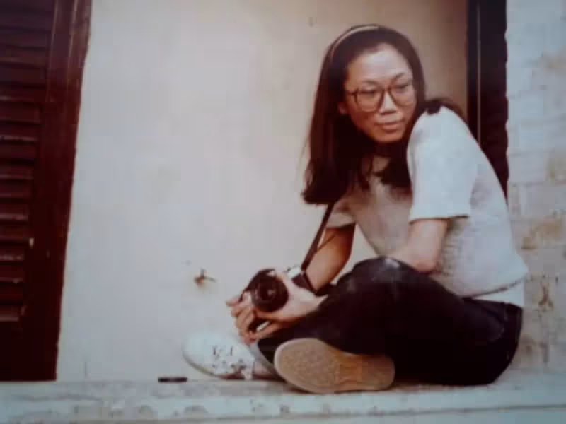 40年前她隨手拍下的俊男靚女,現如今成了「明星大咖」,卸妝的林青霞,游泳的王祖賢