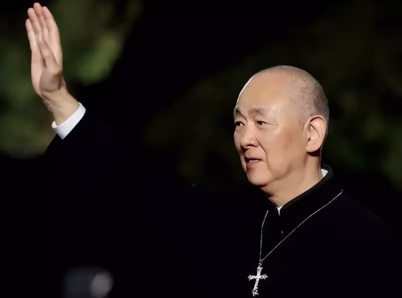 讓林青霞窮追不舍,謝賢都不敢得罪,王羽的一生究竟有多傳奇?