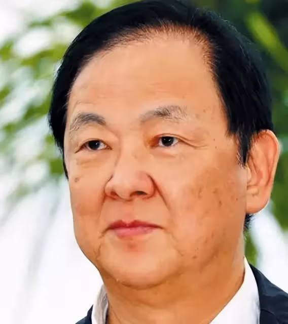 讓林青霞窮追不舍,謝賢都不敢得罪,王羽的一生究竟有多傳奇?