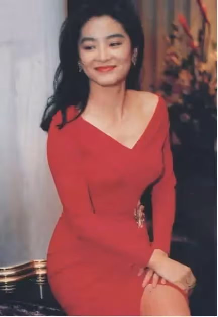 港圈5位風華絕代的女神:她們的美貌溫柔了歲月,驚艷了一個時代