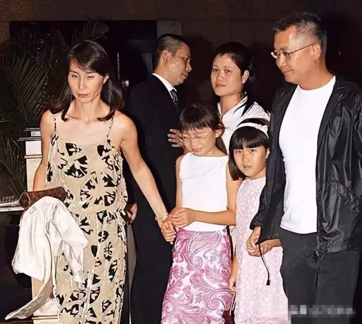 14歲當小妾,3個女兒都單身,到死沒抱上孫子,賭王二太心裡也苦